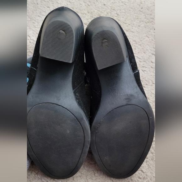 Lexi & Abbie Black Booties, size 10 - Picture 2 of 2